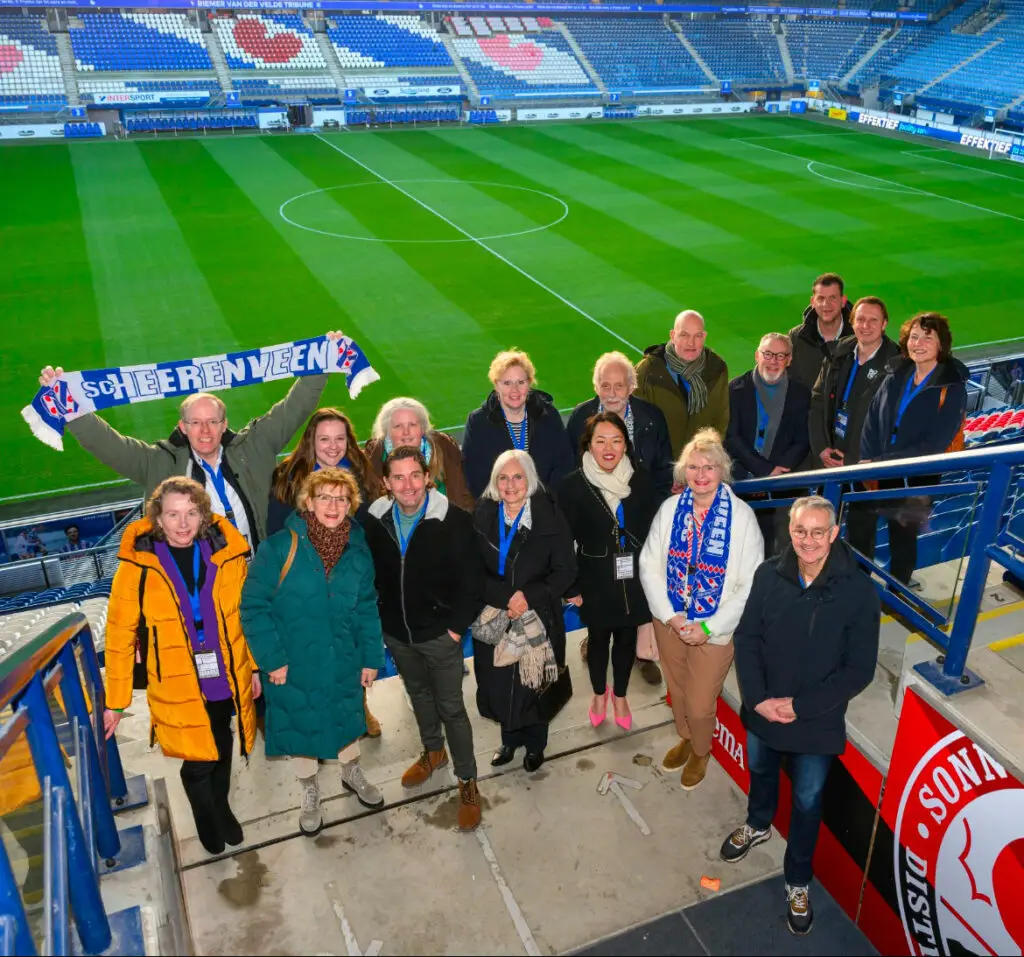 Raadsleden op bezoek bij SC Heerenveen