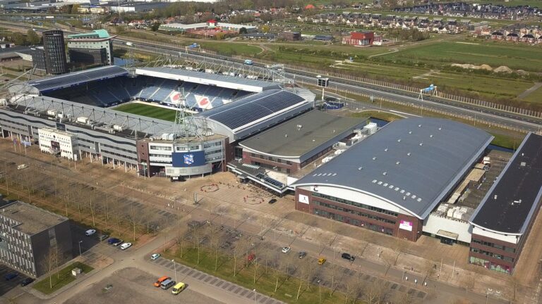 Luchtfoto Sportstad Heerenveen